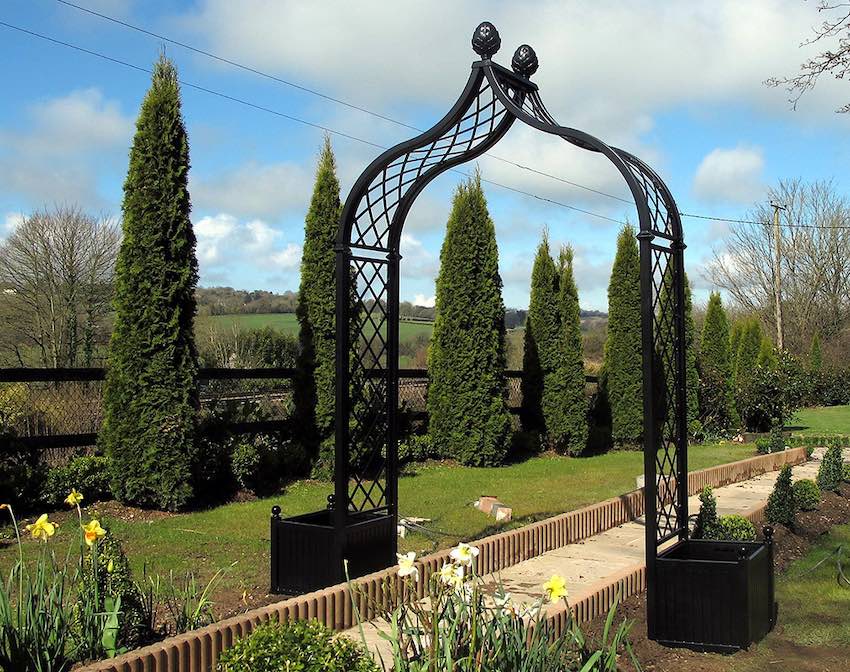 Freestanding Portofino Garden Arch with two Versailles Planters