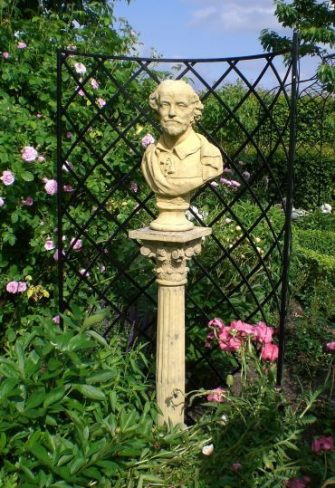curved trellis