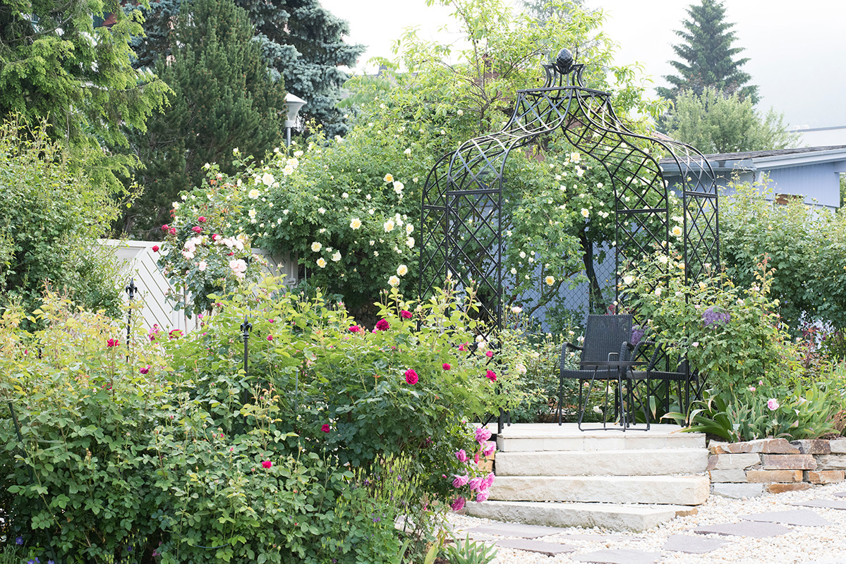 Kiftsgate Pavilion ~ Classic Garden Elements UK
