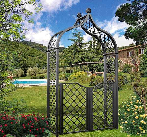 Metal Victorian Garden Arch 'Brighton' with garden gate