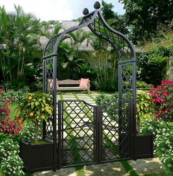 The Metal Garden Arch 'Brighton' with garden gate and versailles planters