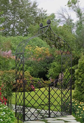 Victorian Garden Arch 'Kiftsgate' with garden gate