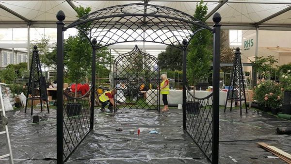 Wedding Gazebo 'Buscot Park' at the Chelsea Flower Show - Build Up