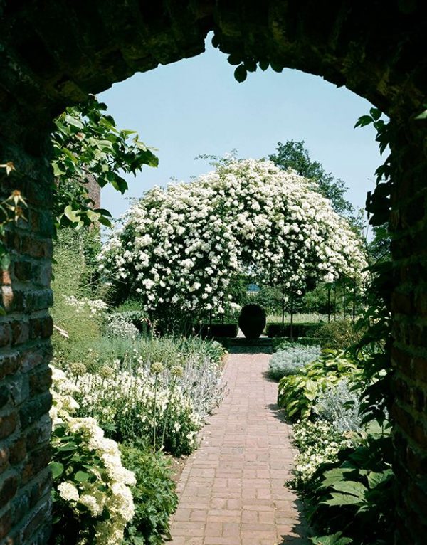 The Sissinghurst Pavilion