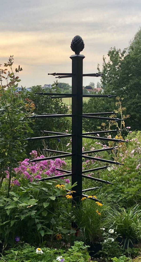 The freestanding Geneva Garden Obelisk by Classic Garden Elements