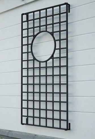 Classic Garden Elements' Lamport Hall Metal Wall Trellis in black