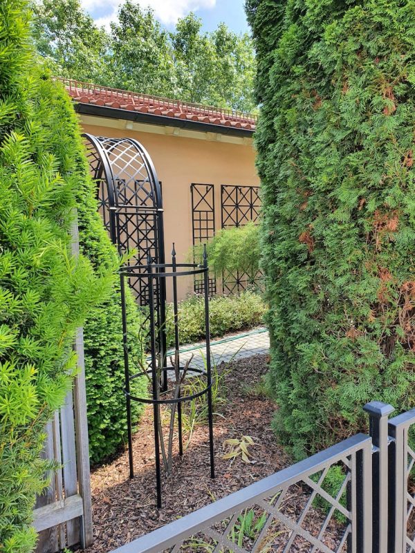 The Croome Espalier Trellis and other Classic Garden Elements garden structures in a garden in Tuscany