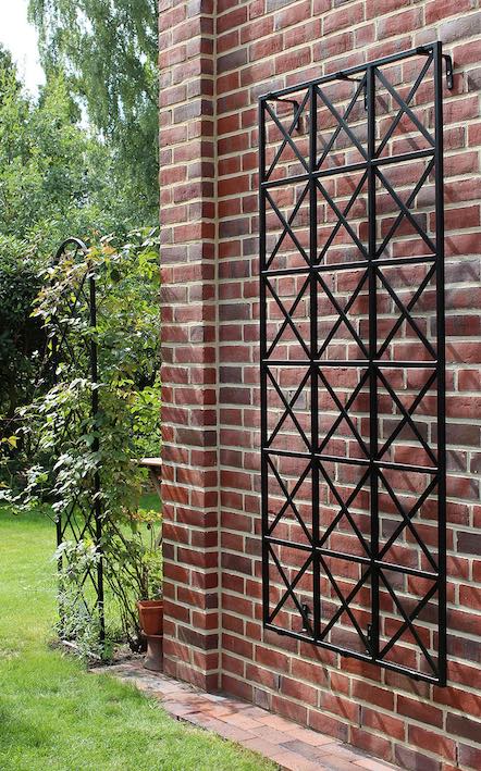 Large Modern Wall Trellis. Made of steel. Galvanised and powder coated.