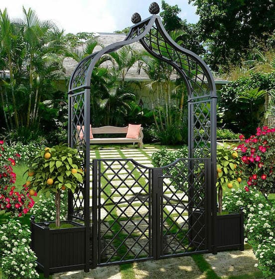 Manufacturer of luxurious metal garden structures for discerning customers